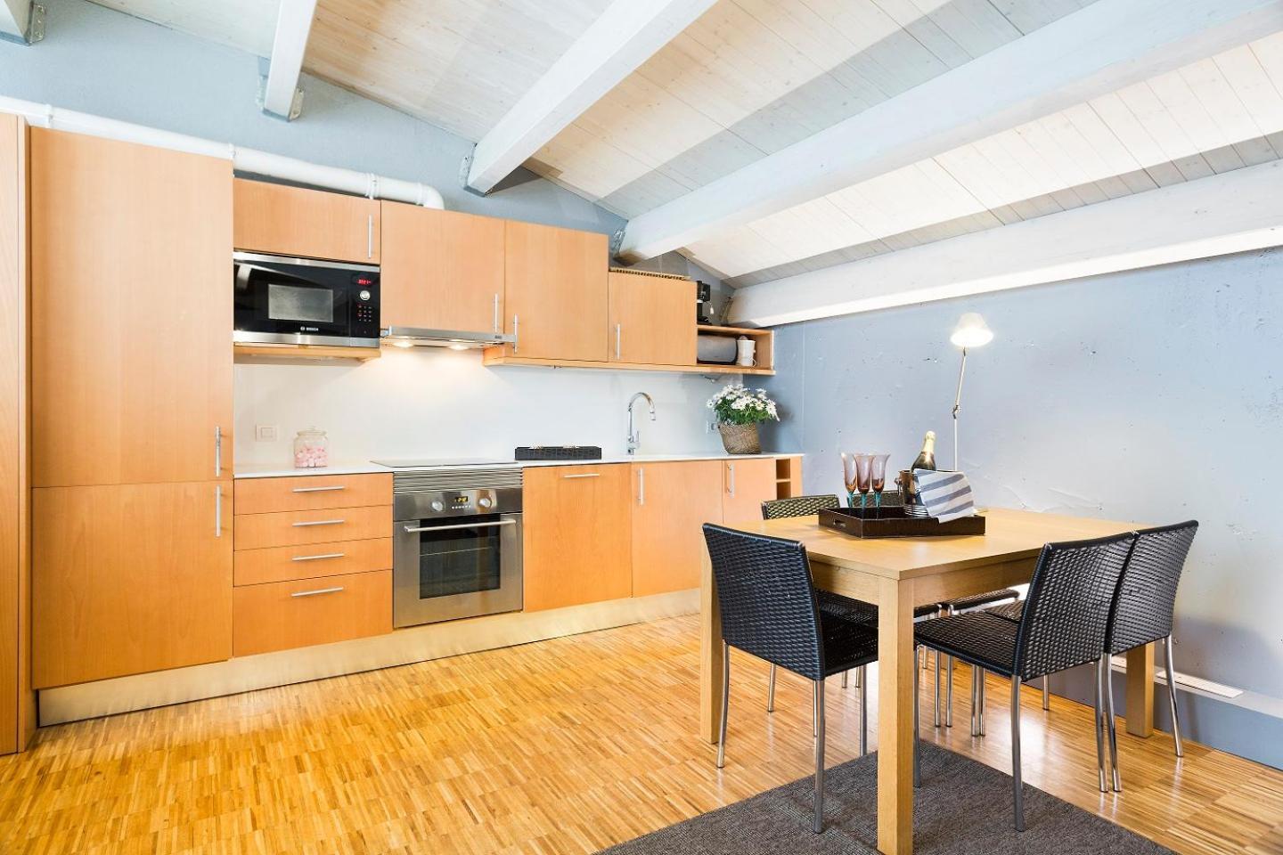 Apartment Barcelona Rentals - Sarria Apartments Near Center Номер фото