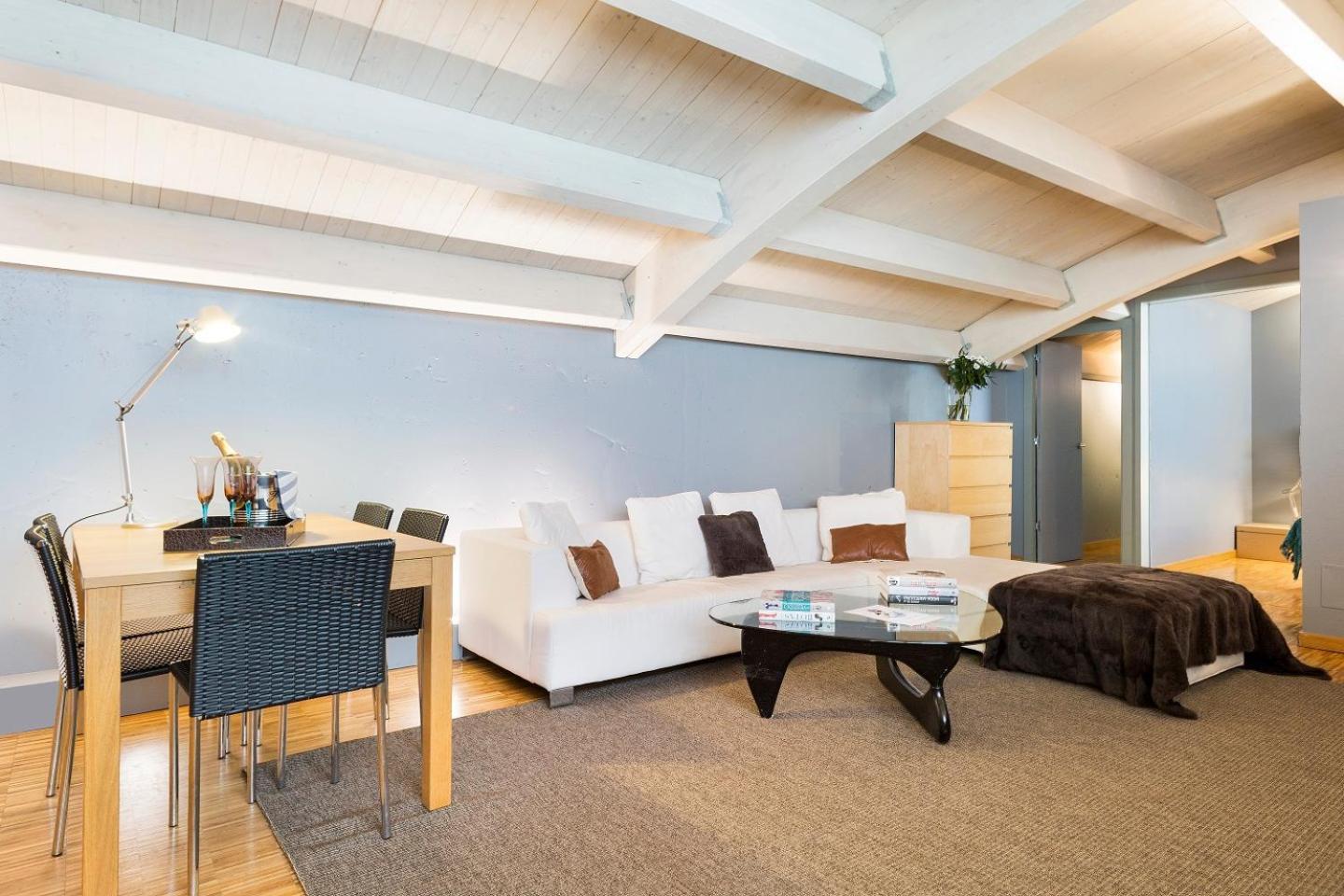 Apartment Barcelona Rentals - Sarria Apartments Near Center Номер фото