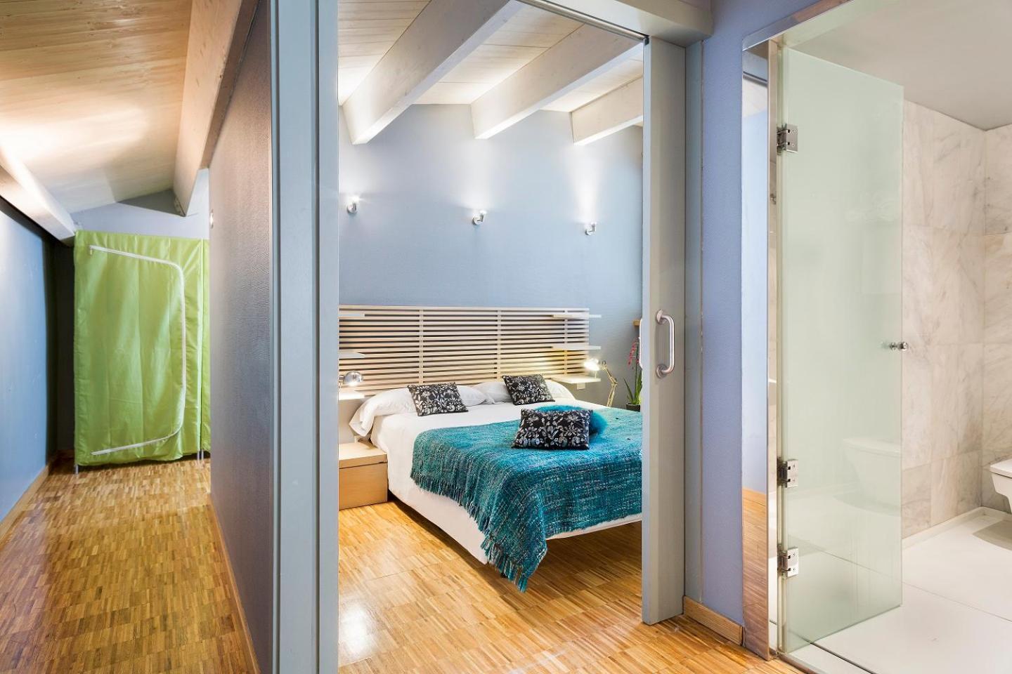 Apartment Barcelona Rentals - Sarria Apartments Near Center Номер фото