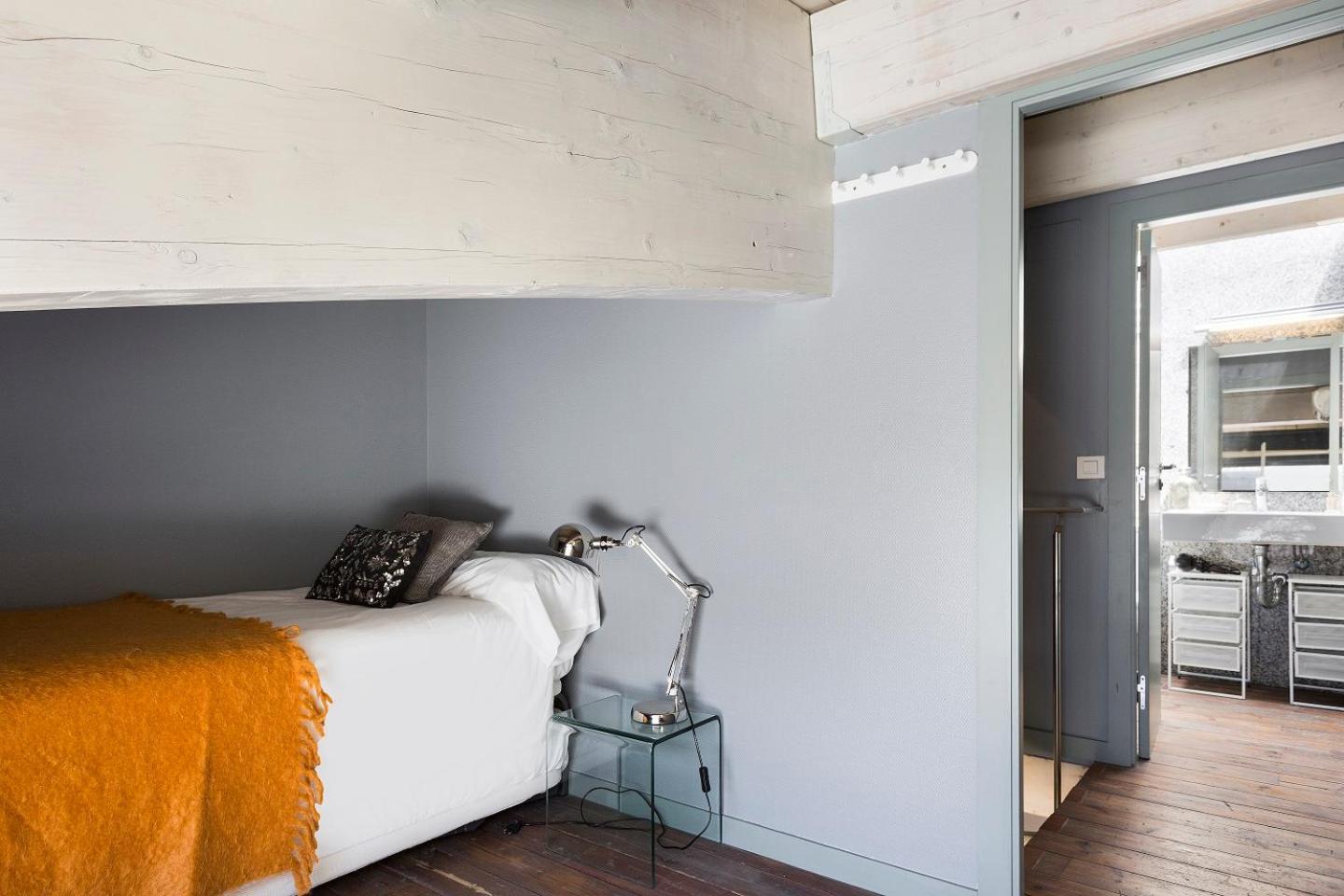 Apartment Barcelona Rentals - Sarria Apartments Near Center Номер фото