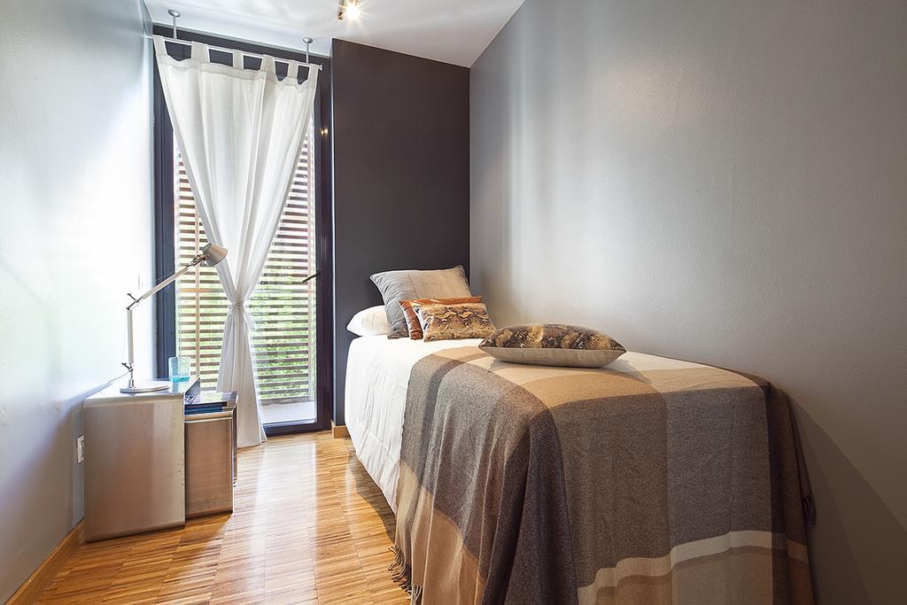 Apartment Barcelona Rentals - Sarria Apartments Near Center Экстерьер фото